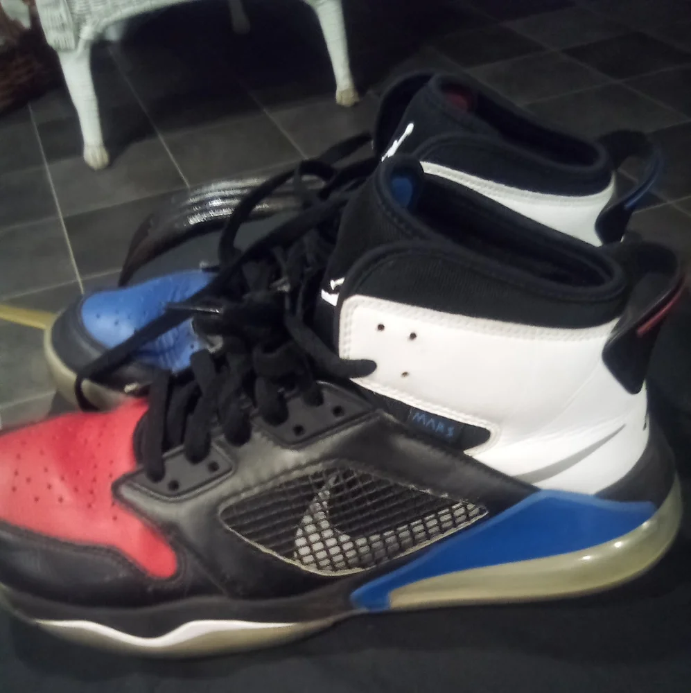 Jordan Mars 270 - Picture 5 of 6